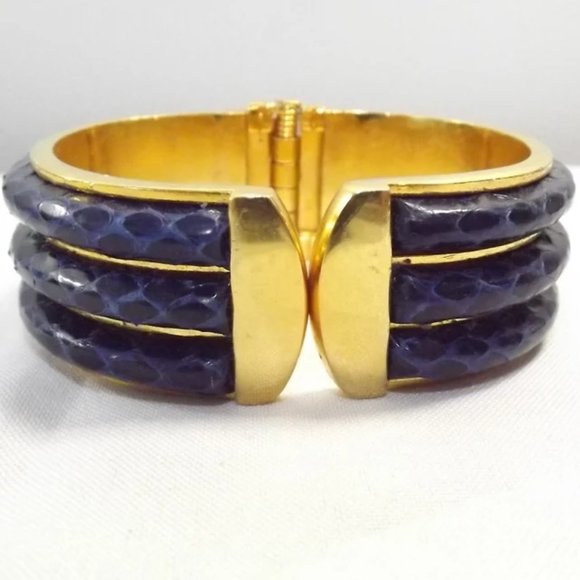 Vintage Faux Reptile Skin, Wide Cuff, Hinged Brass Bracelet - Picture 1 of 10